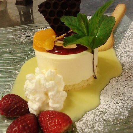 Le 120 - Groupe Logis Hotels - Ex Auberge La Terrasse La Châtaigneraie エクステリア 写真